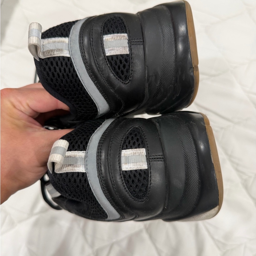 Dior Black B22 and Red Men's Sneakers - Picture 2 of 4